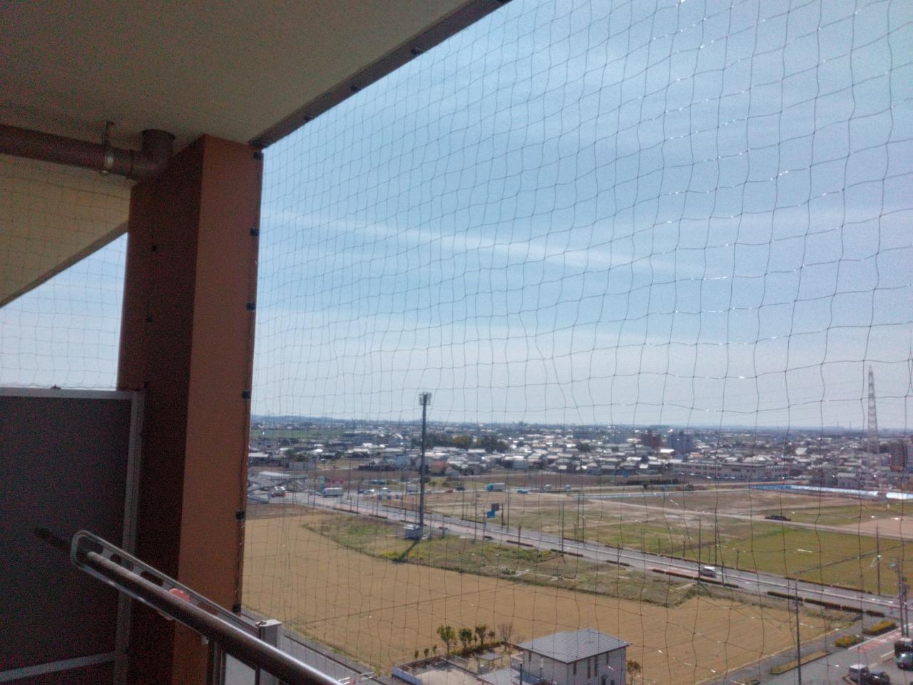 バルコニー樹脂ネット取付工事 | その他